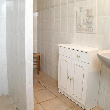Three-bedroom In Sur