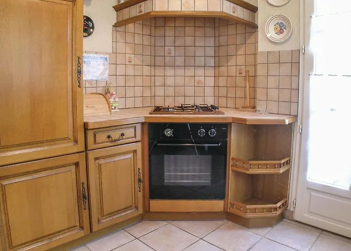 Three-bedroom In Sur